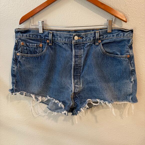 Levi's 501XX Denim Jean Cut Off Shorts Women's Size 30 Summer - Picture 5 of 7